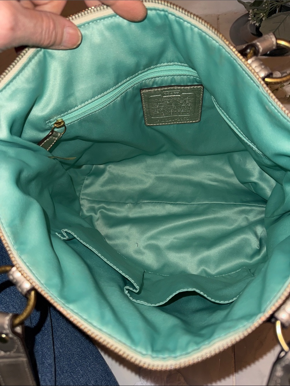 Coach Poppy Beige Signature Canvas Tote with Metallic Trim Multicolor & wallet - Picture 11 of 13